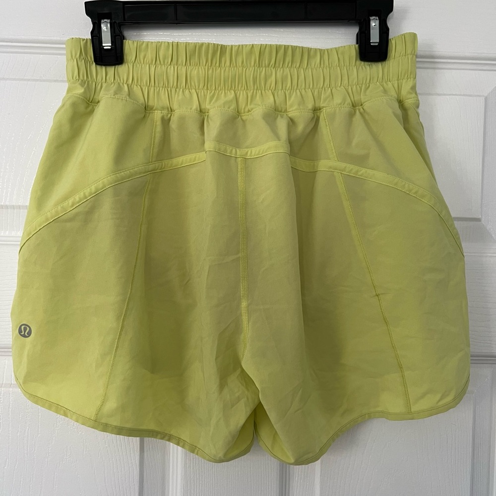 Lululemon Hotty Hot Short 8